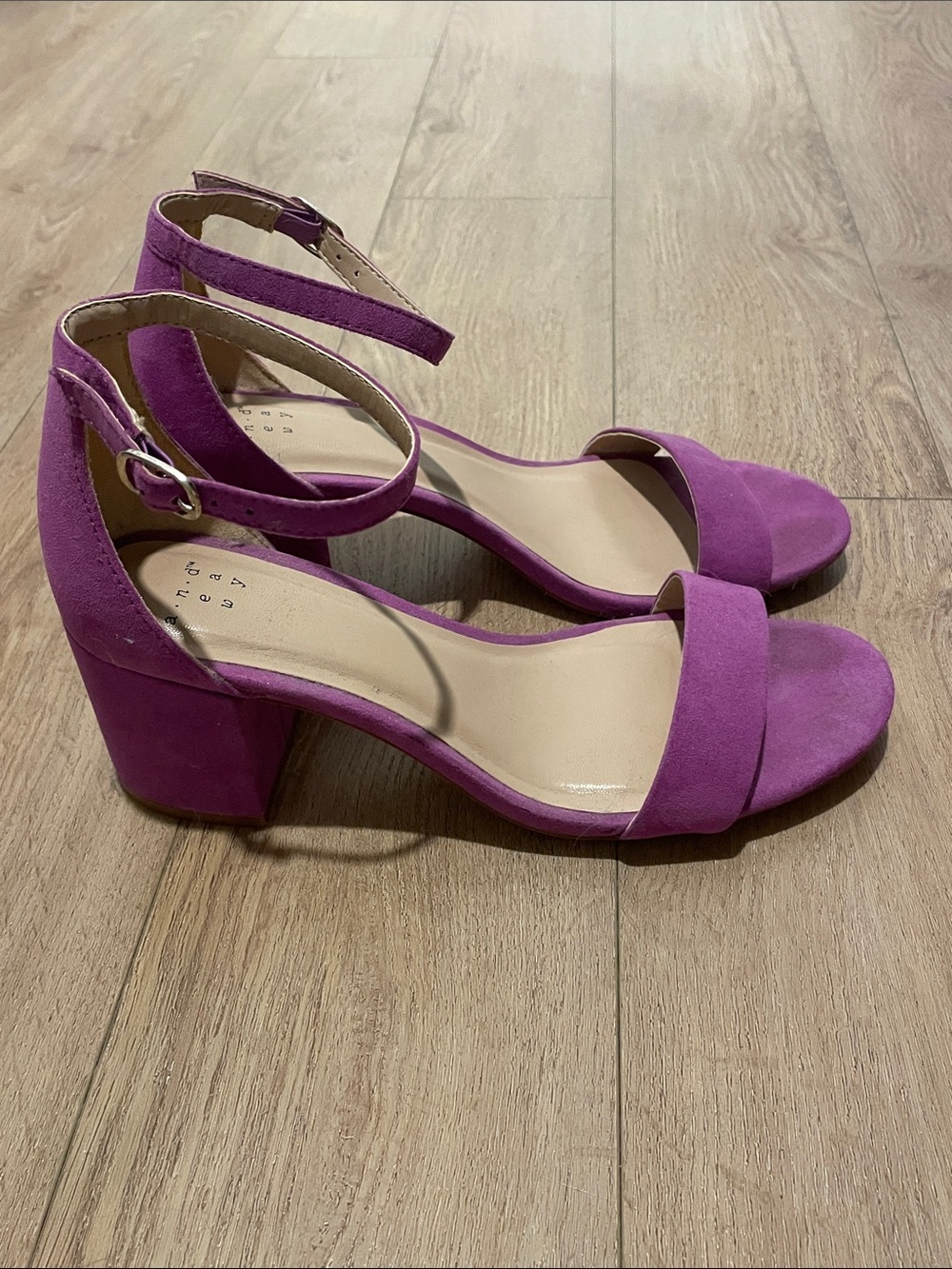 Women’s Ankle-Strap Block Heel Sandals in Purple